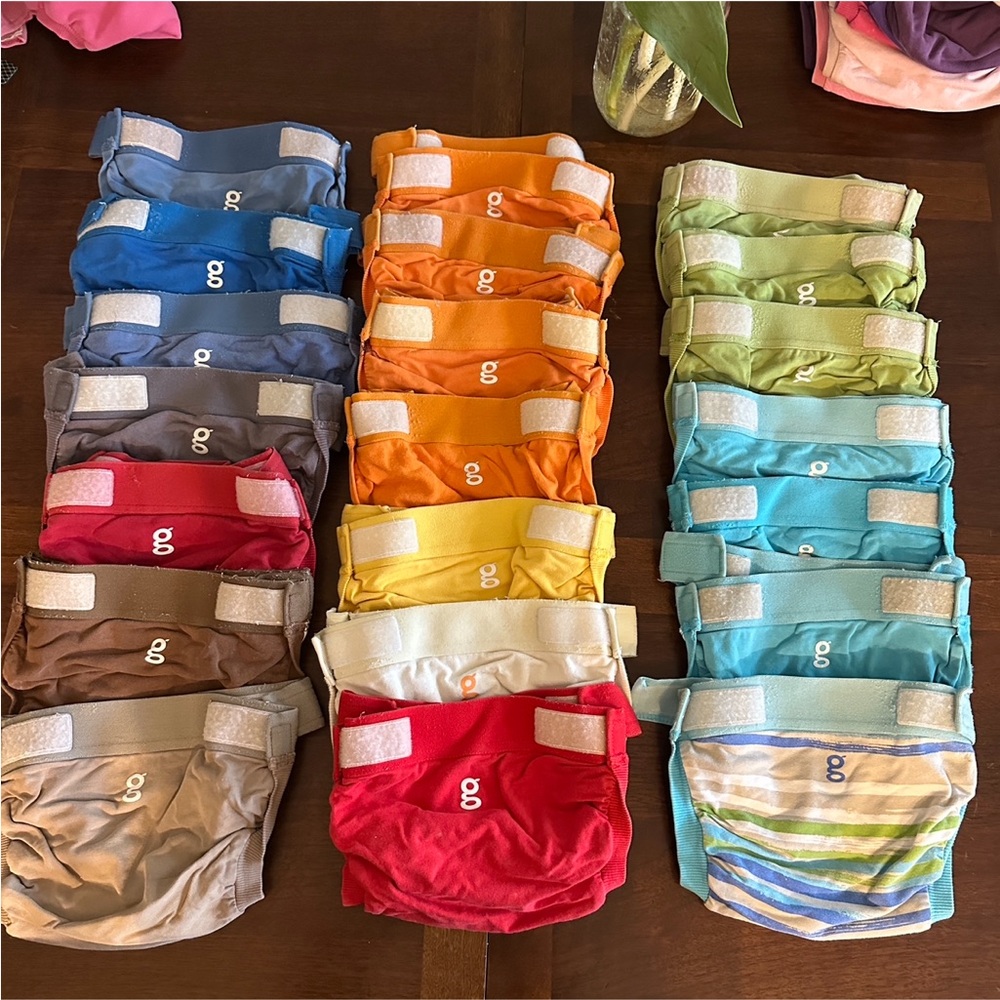 Bulk lot Gdiaper size large lot